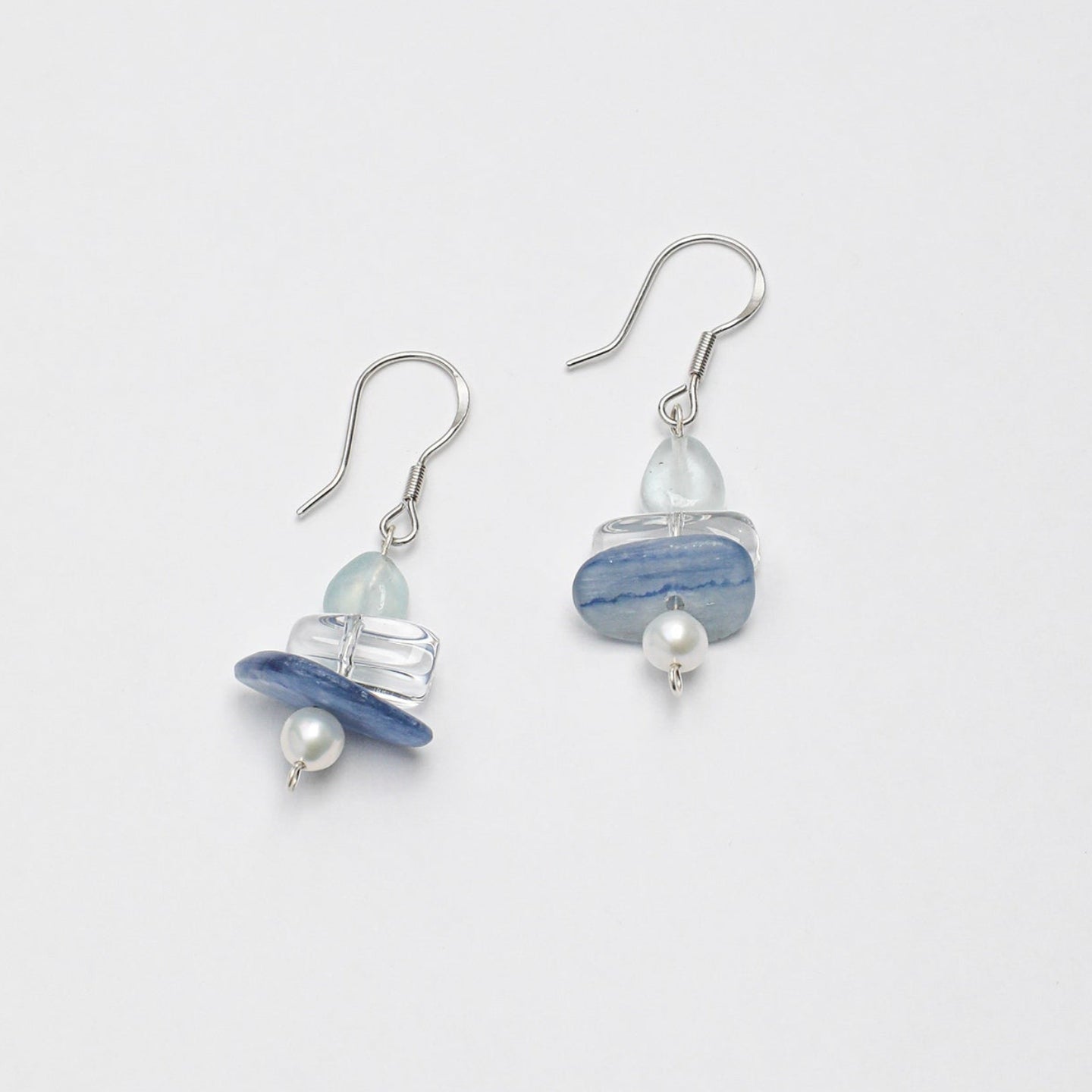 アクアマリン × クリアクォーツ ナチュラルヒーリング ピアス｜軽やか