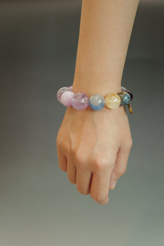 Moon Rosée(ムーン・ロゼ)天然石ブレスレット パワーストーン カイヤナイト レピドライト