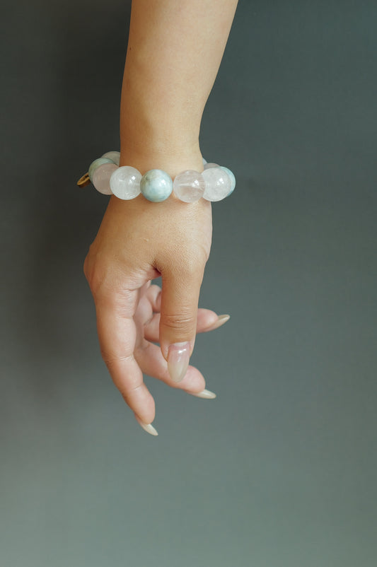 innocent blanca (イノセント・ブランカ )天然石ブレスレット パワーストーン 大粒 ホワイトファントムクォーツ