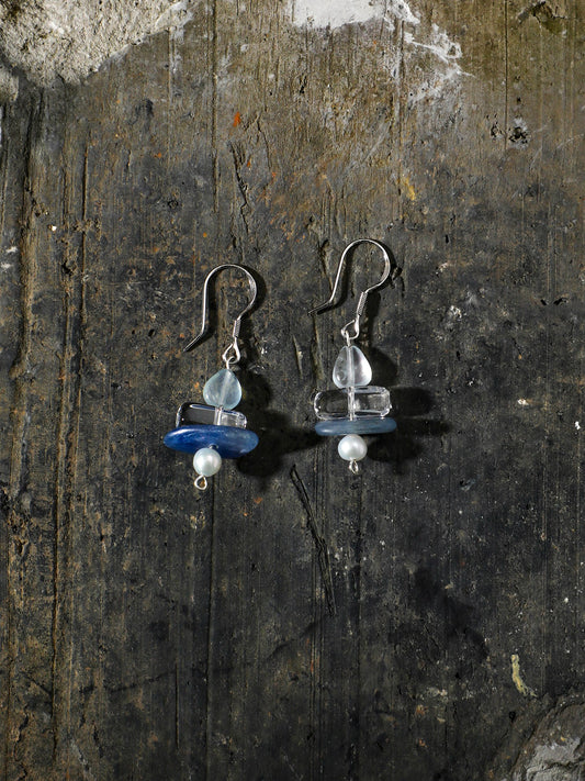 アクアマリン × クリアクォーツ ナチュラルヒーリング ピアス｜軽やかに澄む光