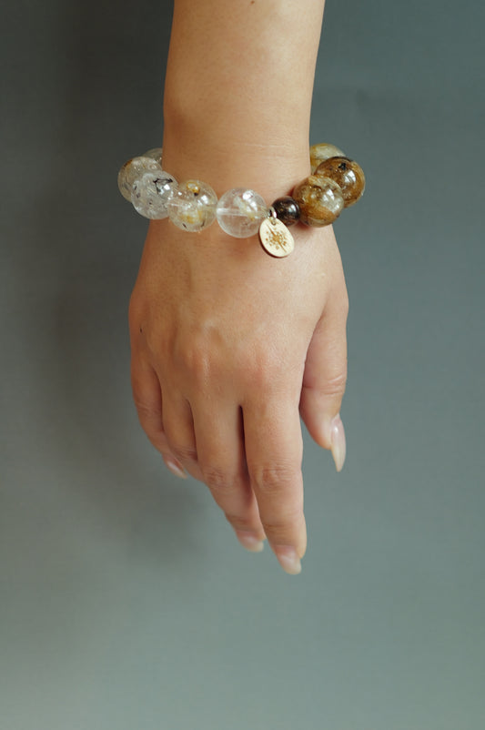 Lumen et Tenebrae（ルーメン・エト・テネブラーエ）天然石ブレスレット　パワーストーン　ハーキマーダイヤモンド