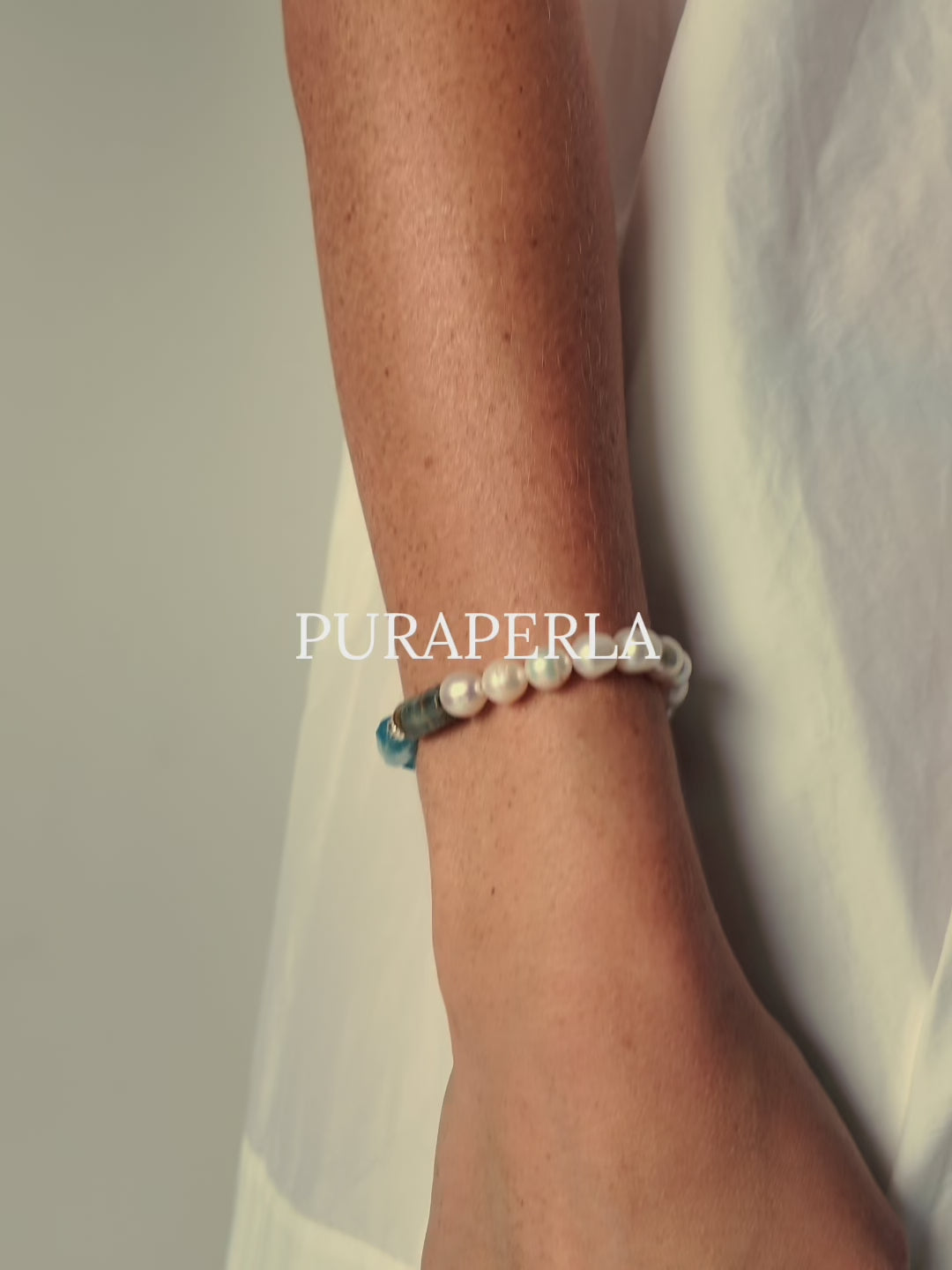 PURAPERLA ブルーオニキス × 淡水パール ナチュラルエナジーブレスレット　